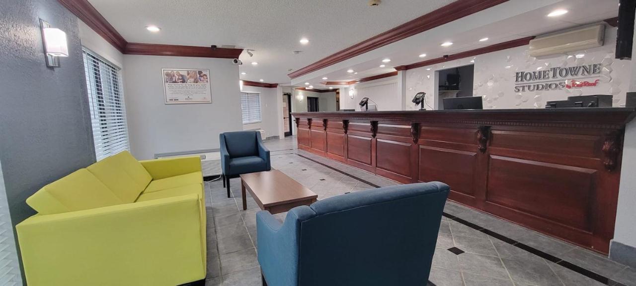 Hometowne Studios By Red Roof Egg Harbor-Atlantic City Airport Egg Harbor Township Exteriör bild