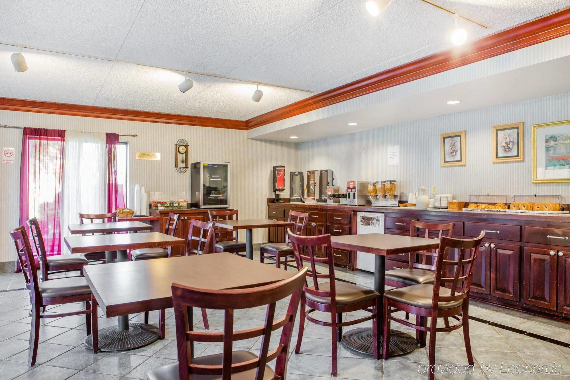 Hometowne Studios By Red Roof Egg Harbor-Atlantic City Airport Egg Harbor Township Exteriör bild